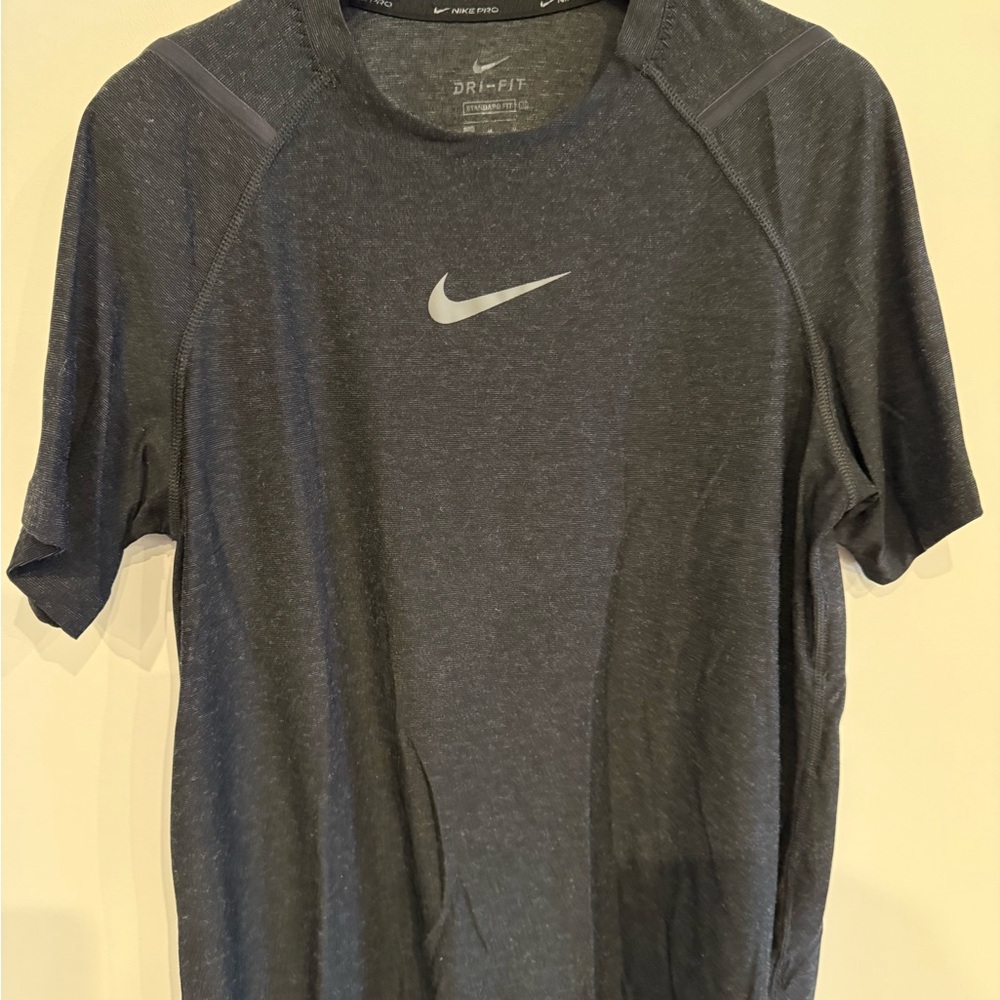 Nike Men's Charcoal Dri-FIT Tee